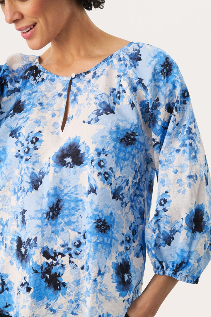 Radunipw Blouse Marina Scattered Flower | Topper | Smuk - Dameklær på nett