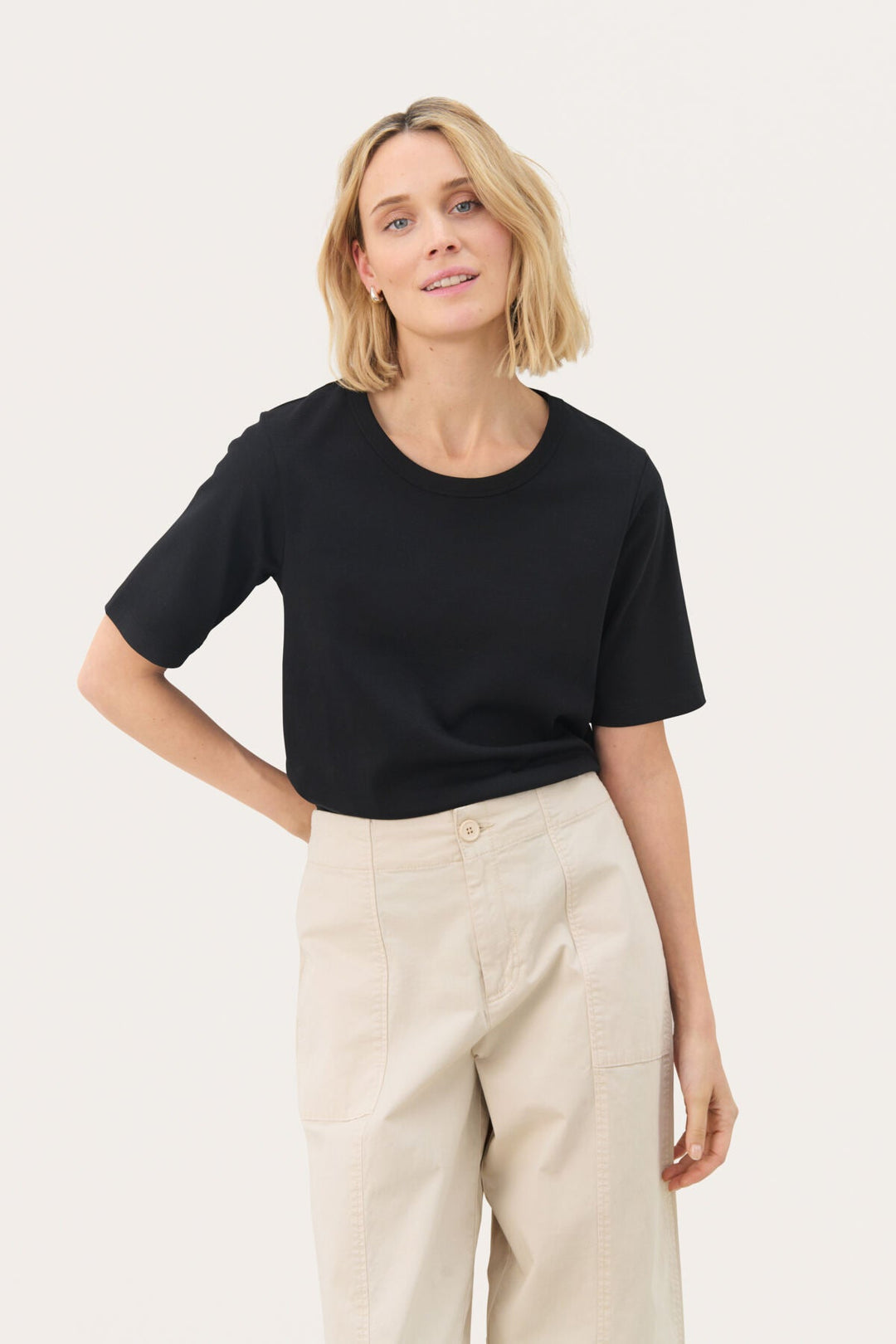 Ratana T-Shirt Black | Topper | Smuk