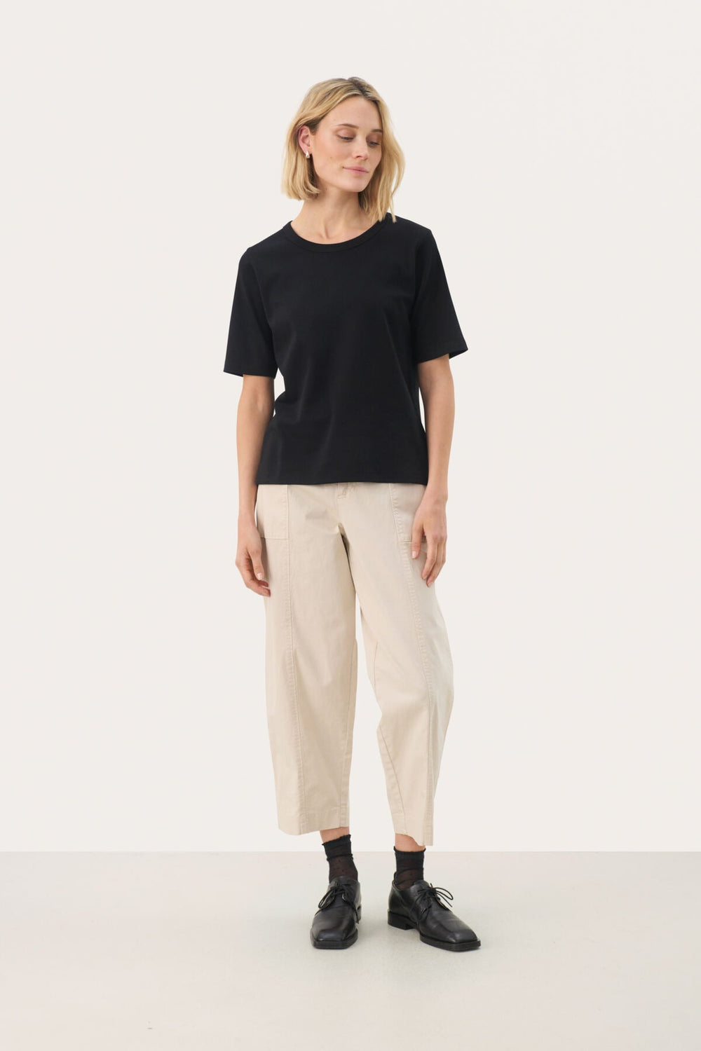 Ratana T-Shirt Black | Topper | Smuk