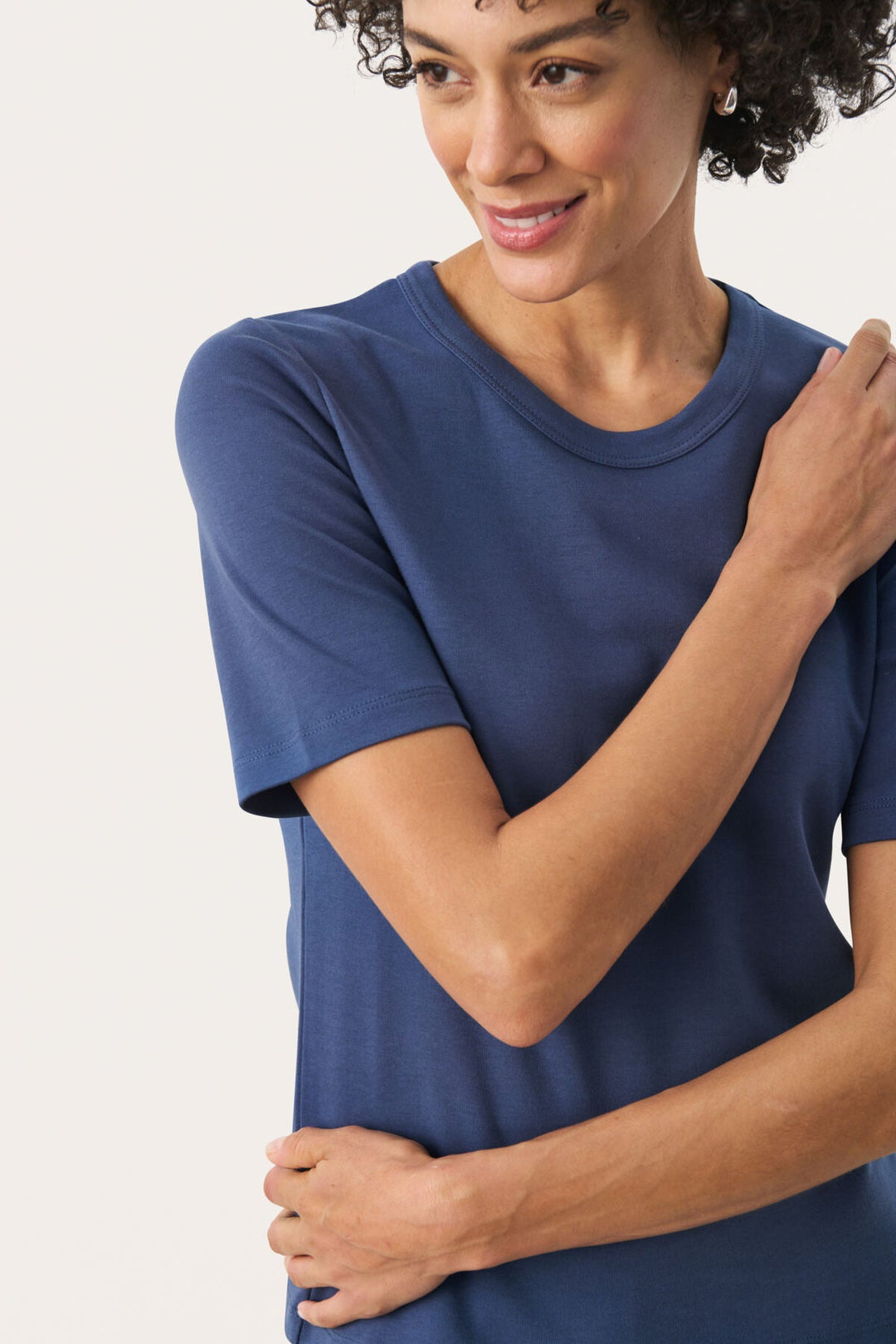 Ratanapw T-Shirt Oceana | Topper | Smuk - Dameklær på nett