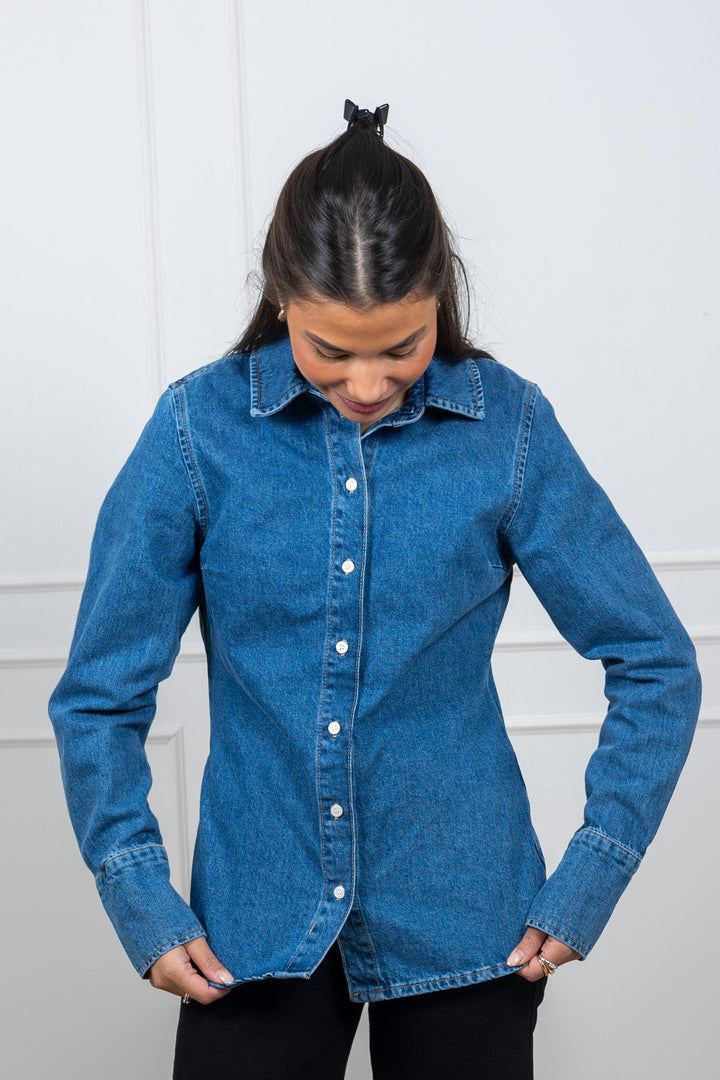 Regular Agathe Denim Shirt Medium Blue Denim | Skjorter og bluser | Smuk