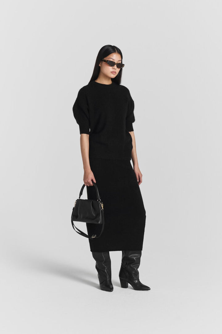 Remi Sweater Black | Genser | Smuk - Dameklær på nett