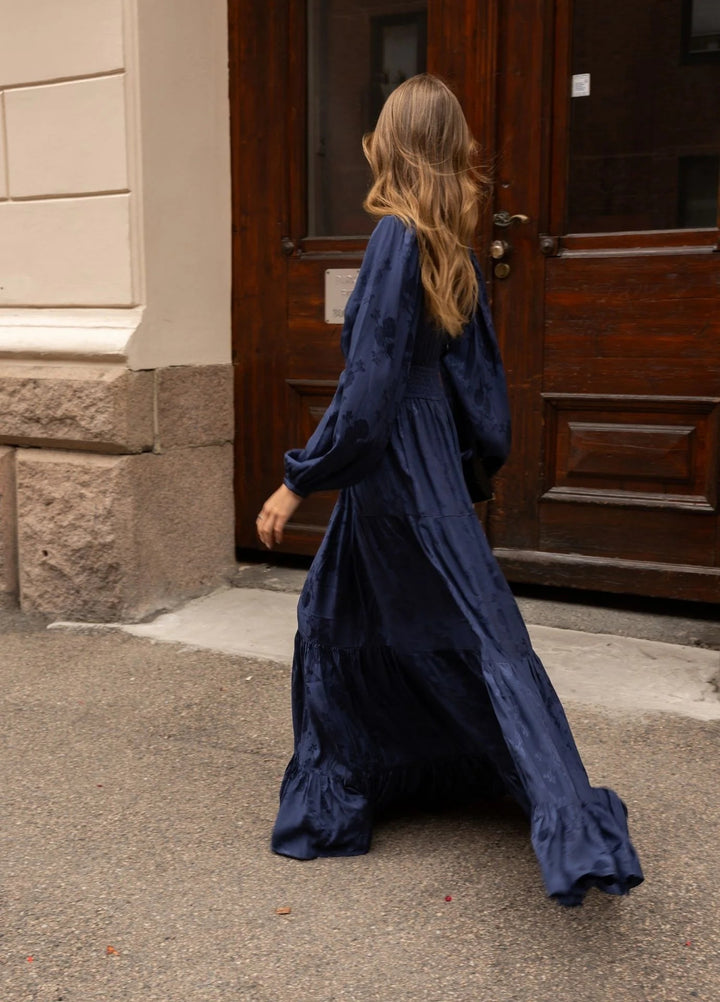 Renee Maxi Dress Signature Satin | Kjoler | Smuk