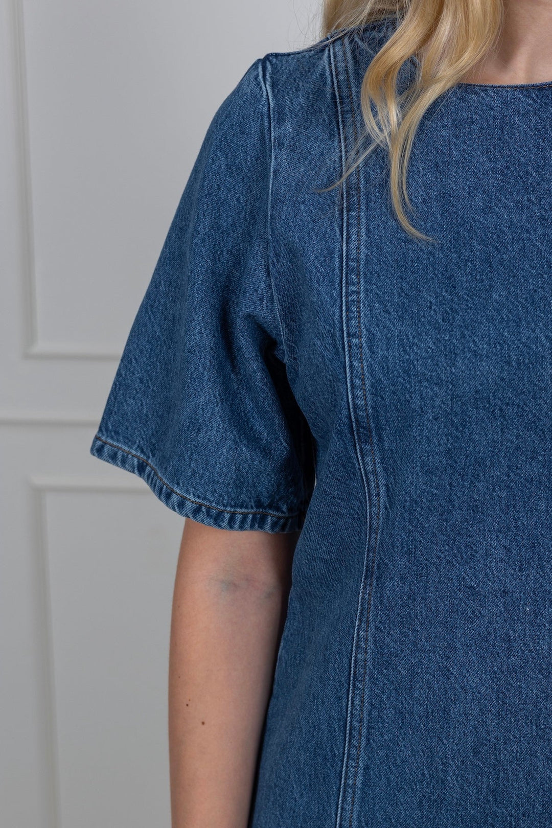 Rie 2/4 Short Dress Medium Blue Denim | Kjoler | Smuk - Dameklær på nett