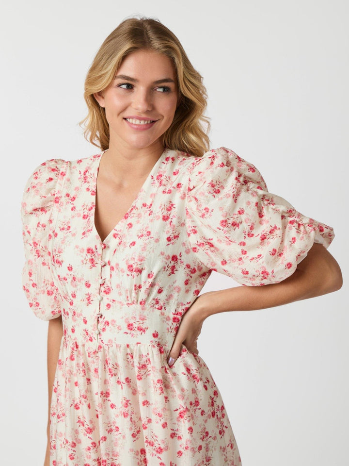 Rilana Pretty Flower Dress Red | Kjoler | Smuk - Dameklær på nett
