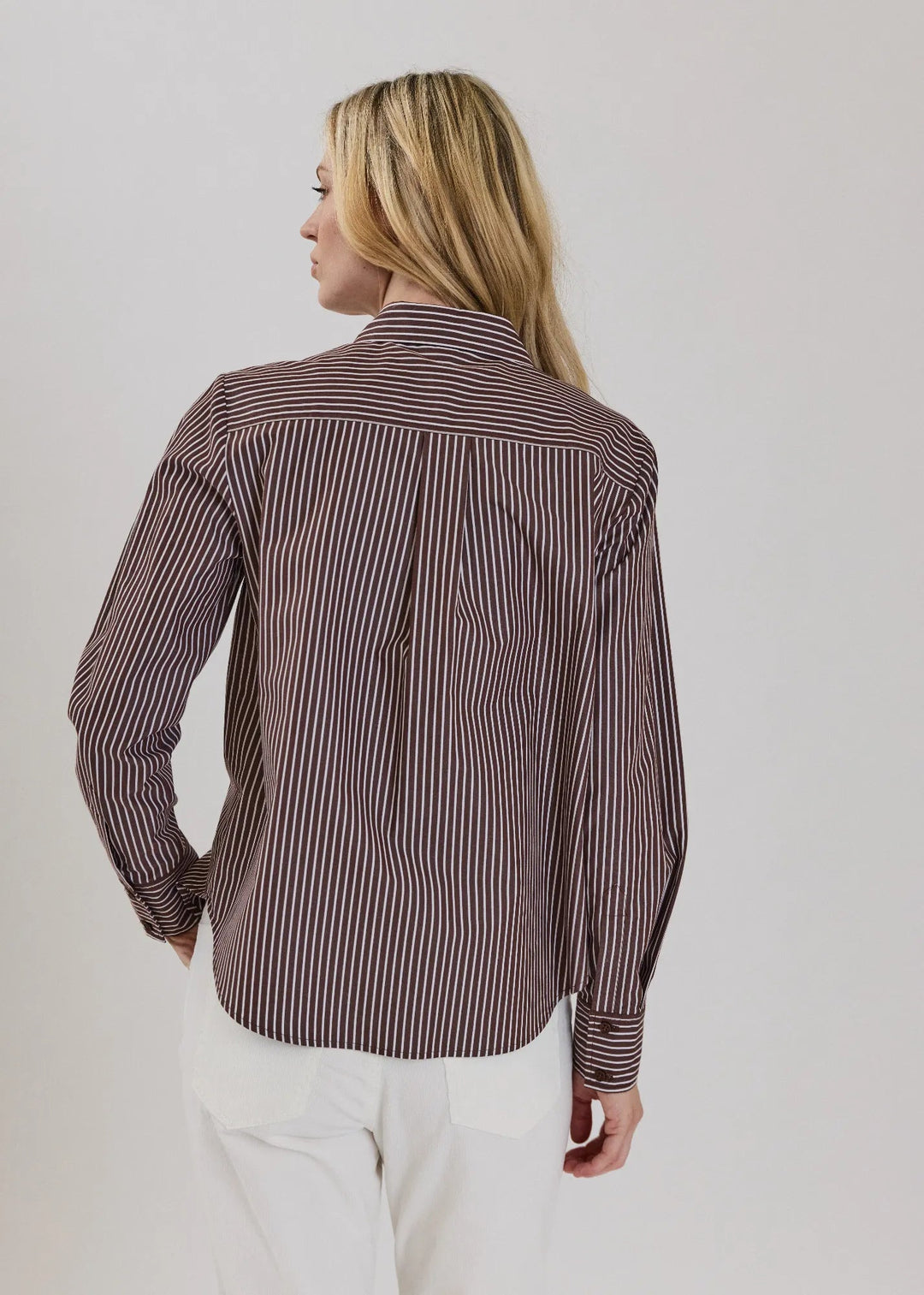 Rinnah Shirt Chocolate | Skjorter og bluser | Smuk