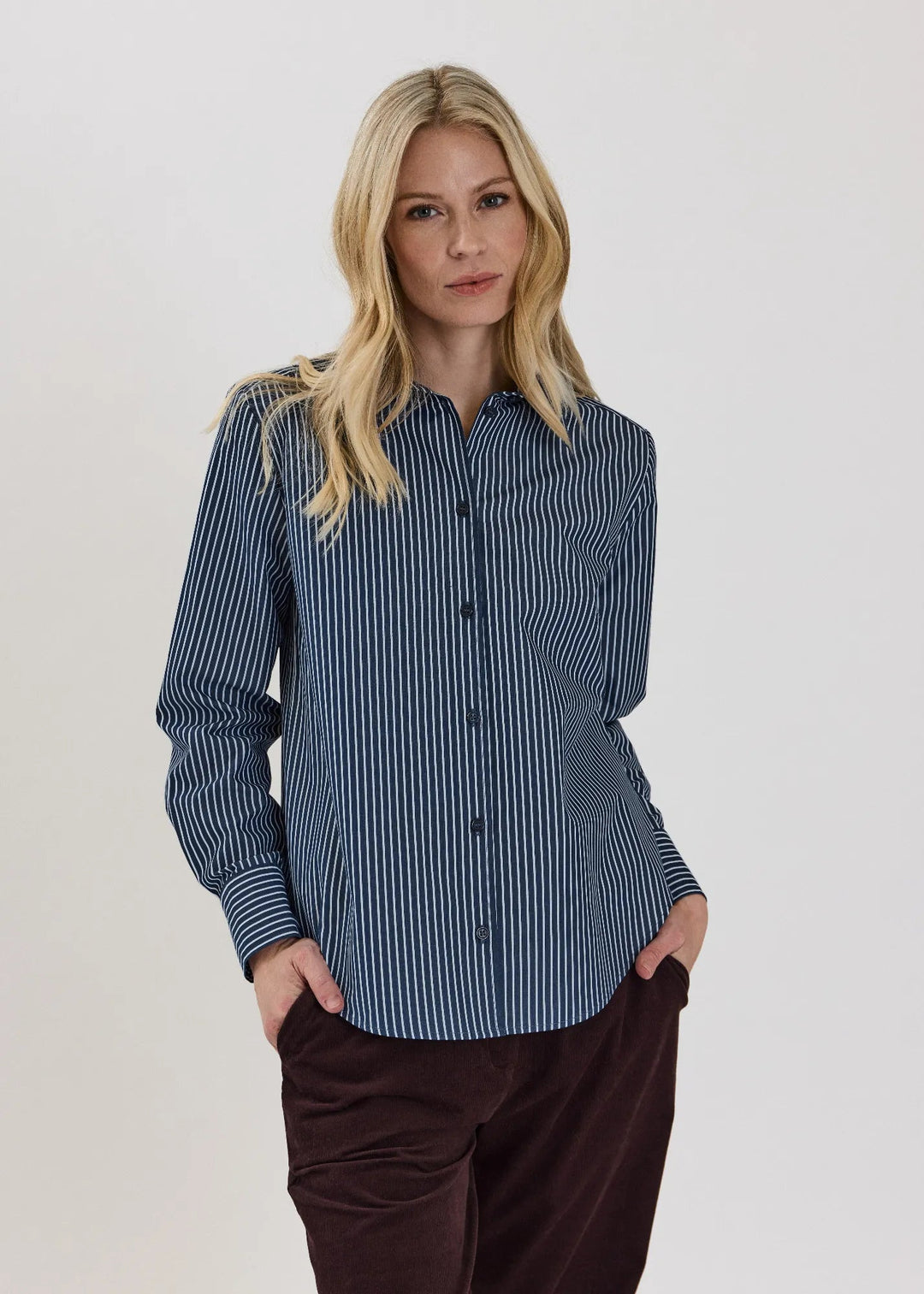 Rinnah Shirt Dark Navy | Skjorter og bluser | Smuk