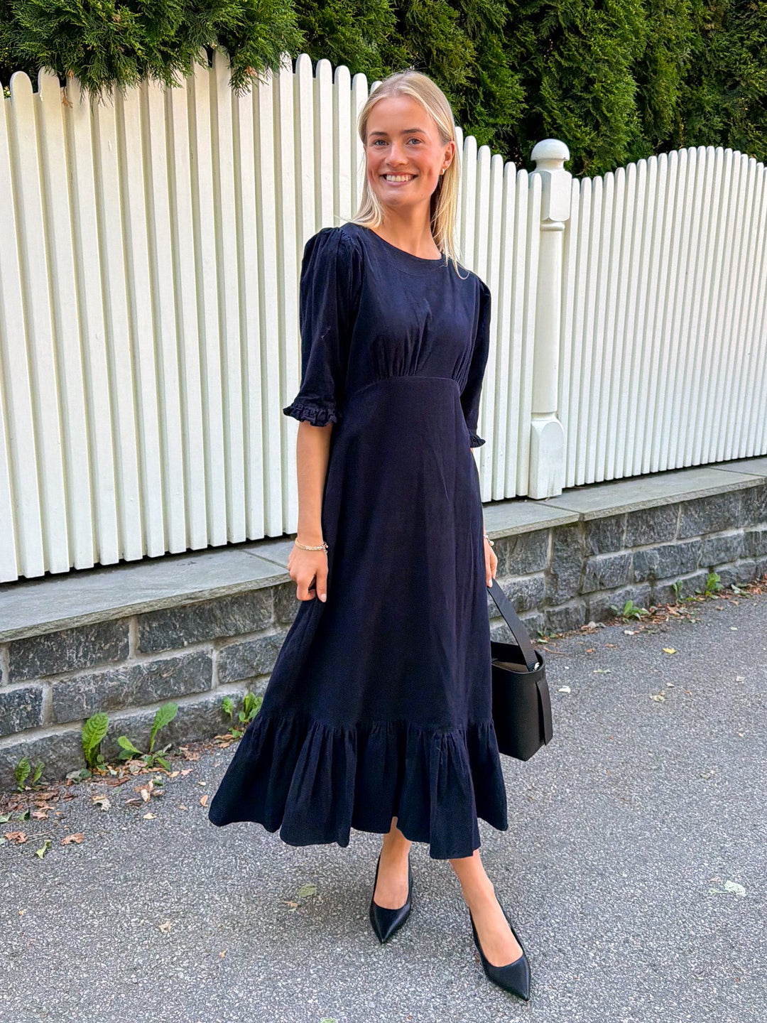 Rita Midi Dress Midnight Corduroy | Kjoler | Smuk