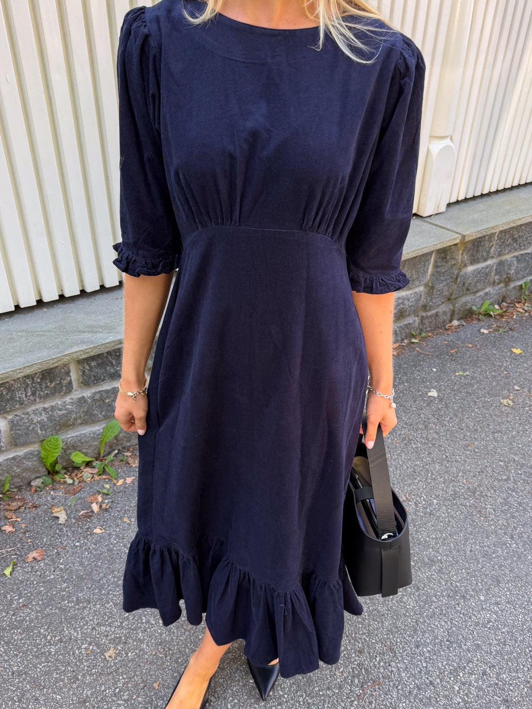 Rita Midi Dress Midnight Corduroy | Kjoler | Smuk