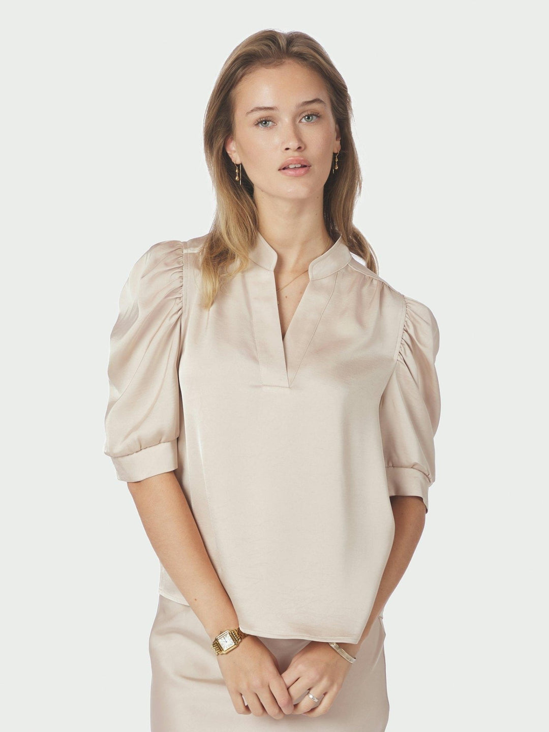 Roella Heavy Sateen Blouse Champagne | Skjorter og bluser | Smuk