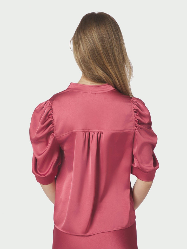 Roella Heavy Sateen Blouse Cherry Pink | Skjorter og bluser | Smuk