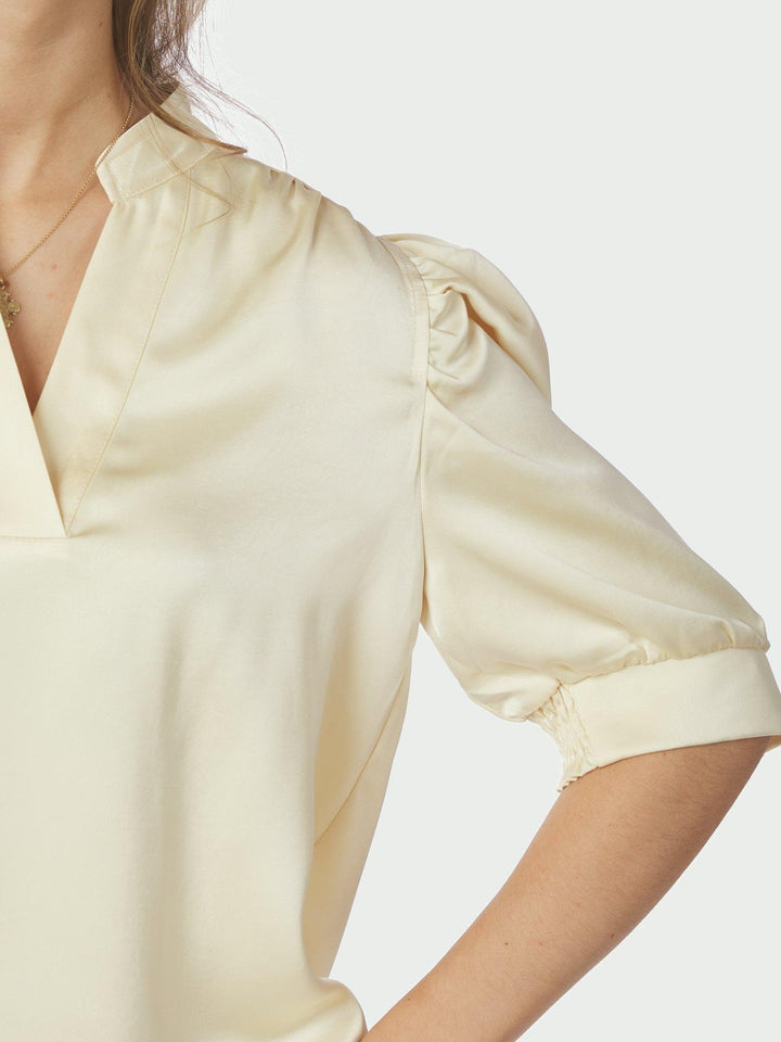 Roella Heavy Sateen Blouse Light Yellow | Skjorter og bluser | Smuk