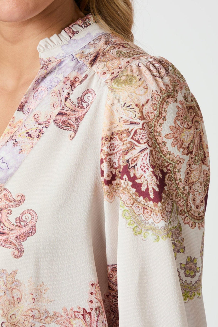 Roselle Artist Paisley Blouse Ivory | Skjorter og bluser | Smuk - Dameklær på nett