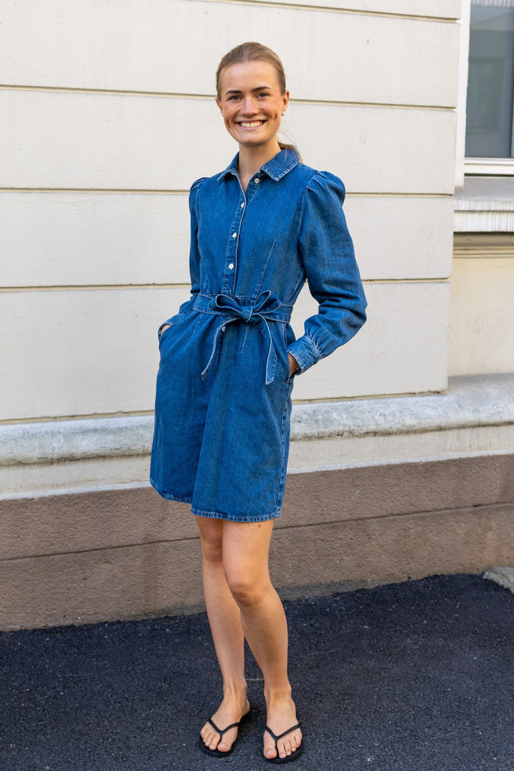 Runa Short Denim Dress Medium Blue Denim | Kjoler | Smuk