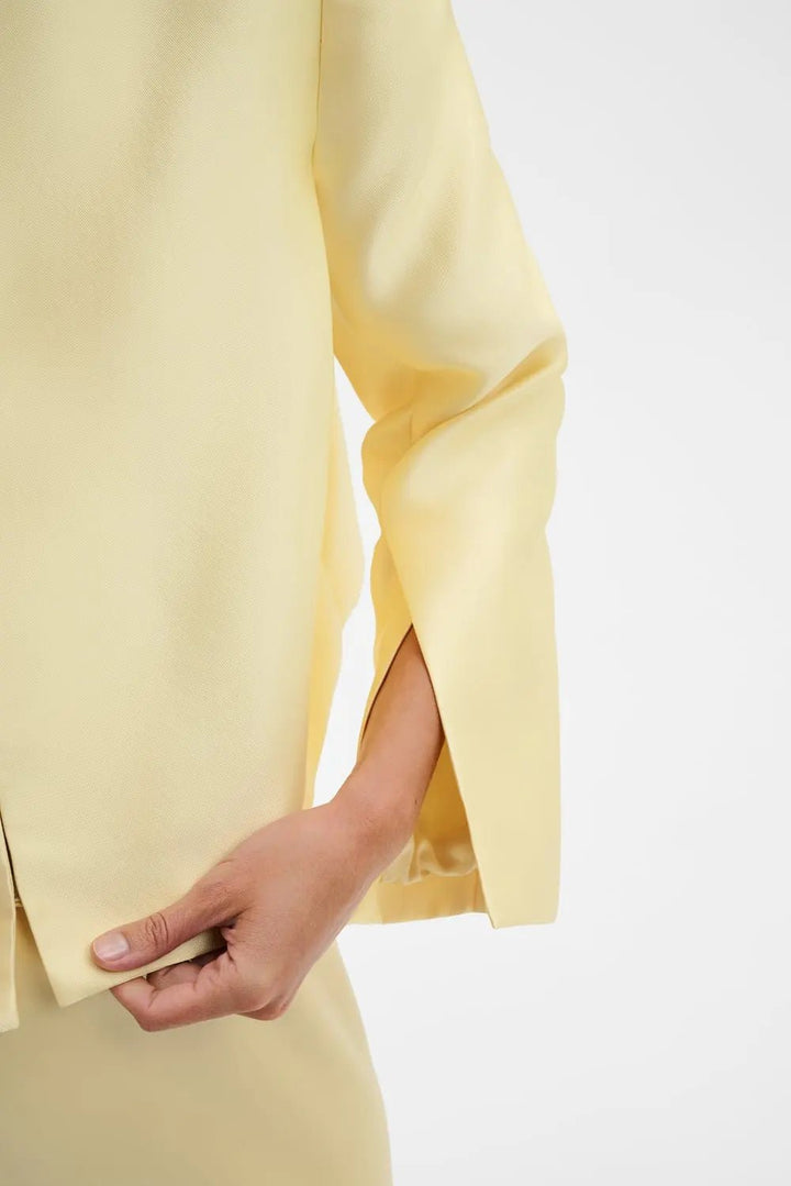 Ruthie Cropped Long Sleeve Blouse Light Lemon | Skjorter og bluser | Smuk