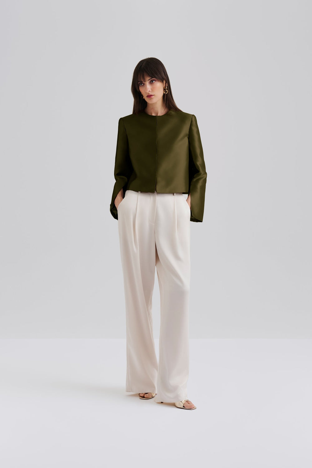 Ruthie Cropped Long Sleeve Blouse Olive | Skjorter og bluser | Smuk - Dameklær på nett