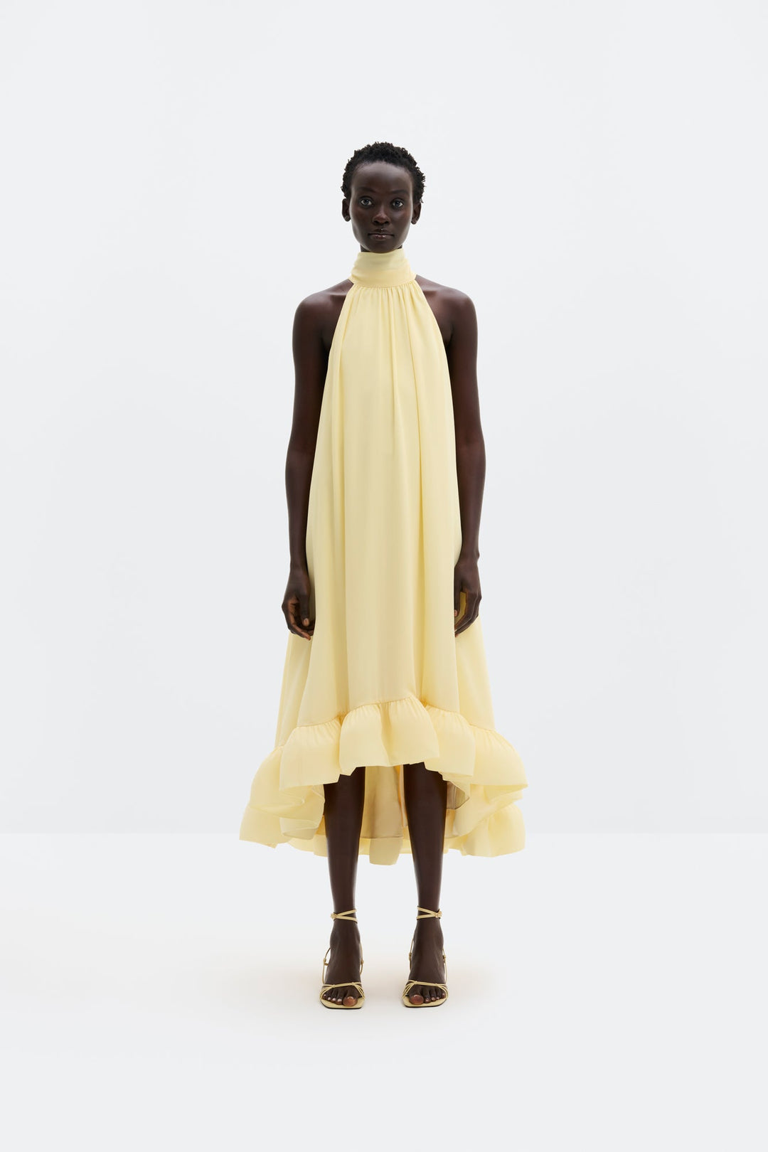 Sabrina Halterneck Ruffled Midi Dress Light Lemon | Kjoler | Smuk