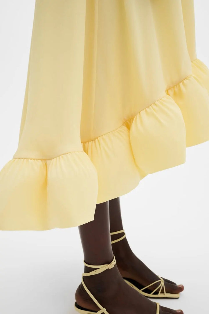 Sabrina Halterneck Ruffled Midi Dress Light Lemon | Kjoler | Smuk