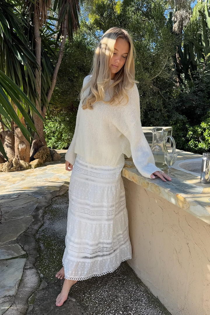 Sara Long Skirt White Lace | Skjørt | Smuk - Dameklær på nett