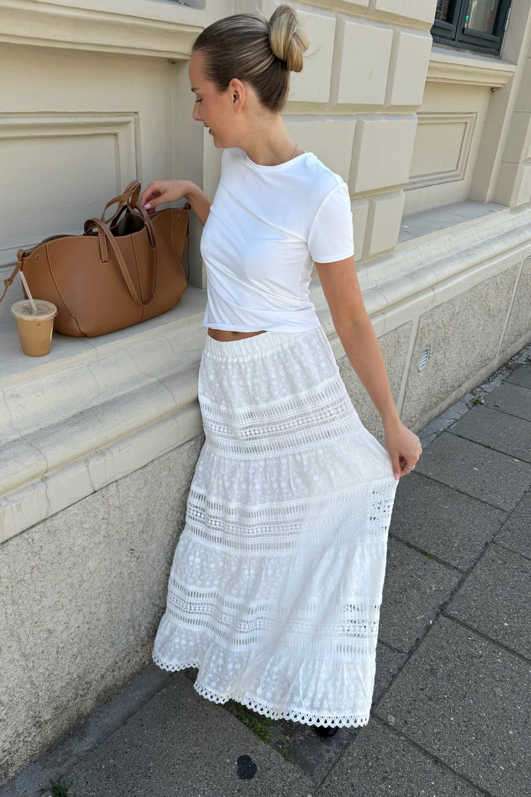 Sara Long Skirt White Lace | Skjørt | Smuk - Dameklær på nett
