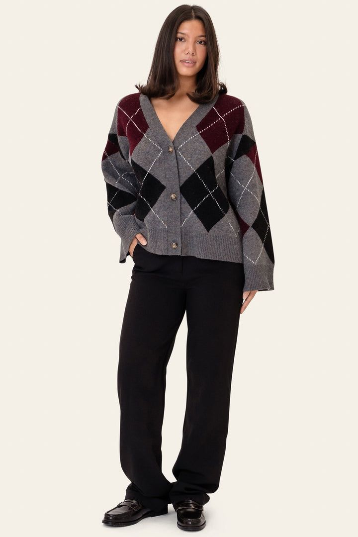 Sascha Cardigan Grey Argyle | Genser | Smuk