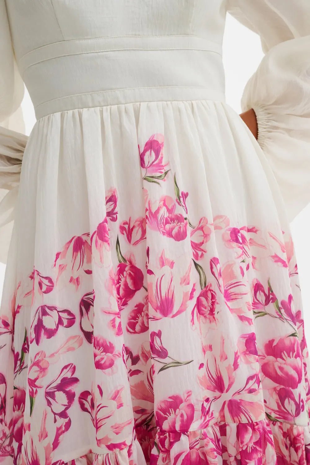 Sasia Deep V Neck Midi Dress Tulip Pink | Kjoler | Smuk