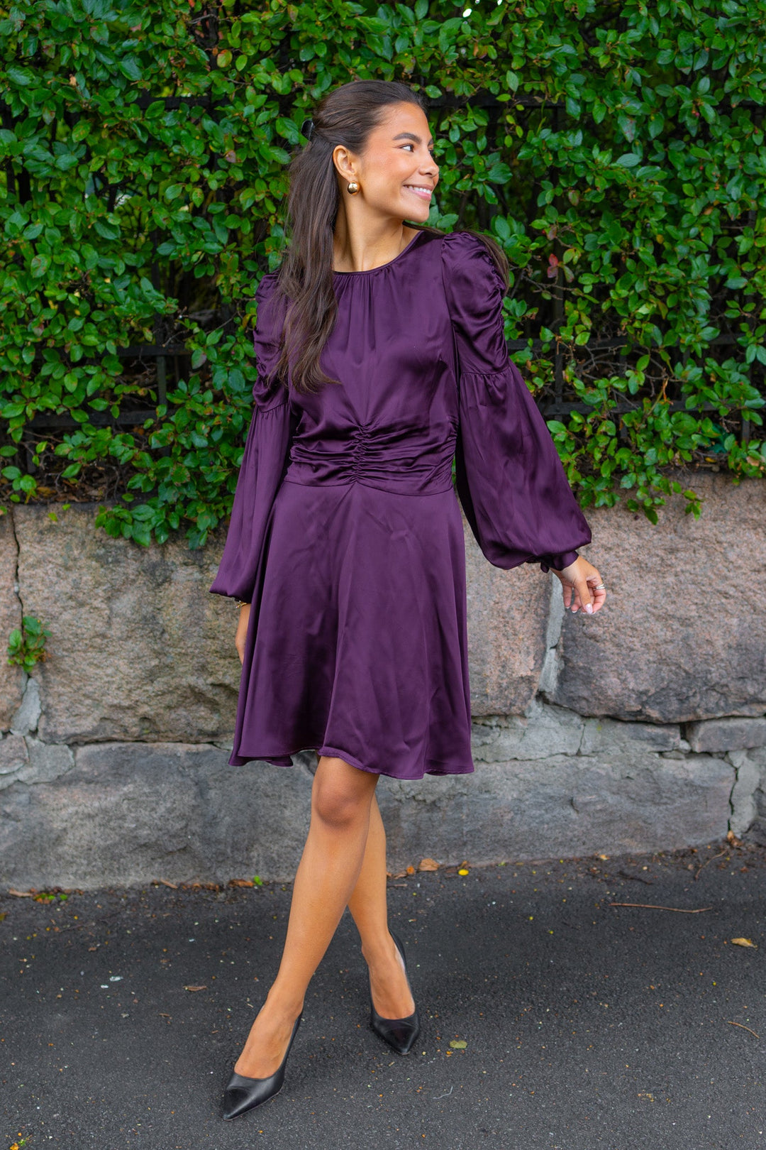 Satin Mini Dress Burgundy | Kjoler | Smuk