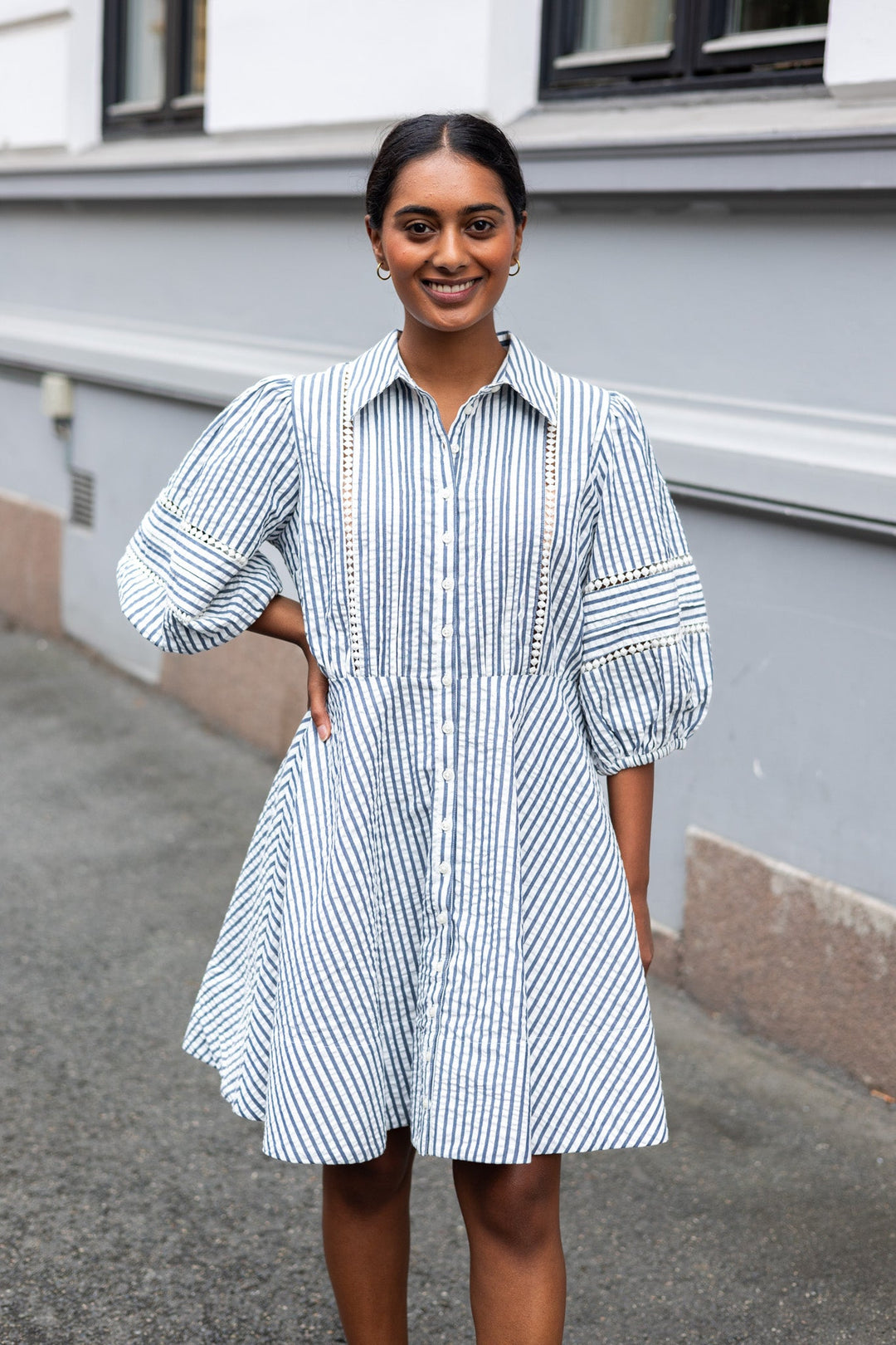 Seersucker Decorated Dress Blue Stripe | Kjoler | Smuk - Dameklær på nett