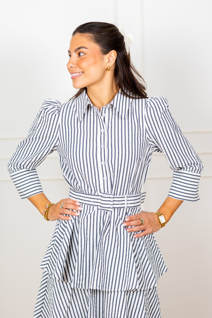 Seersucker Flounce Dress Marine Stripe | Kjoler | Smuk