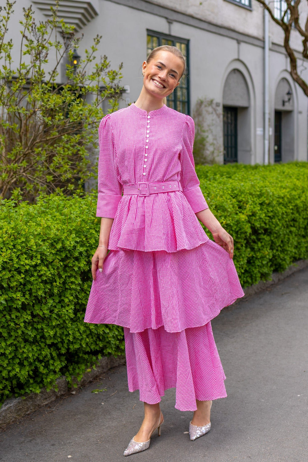 Seersucker Flounce Dress Pink Checks | Kjoler | Smuk