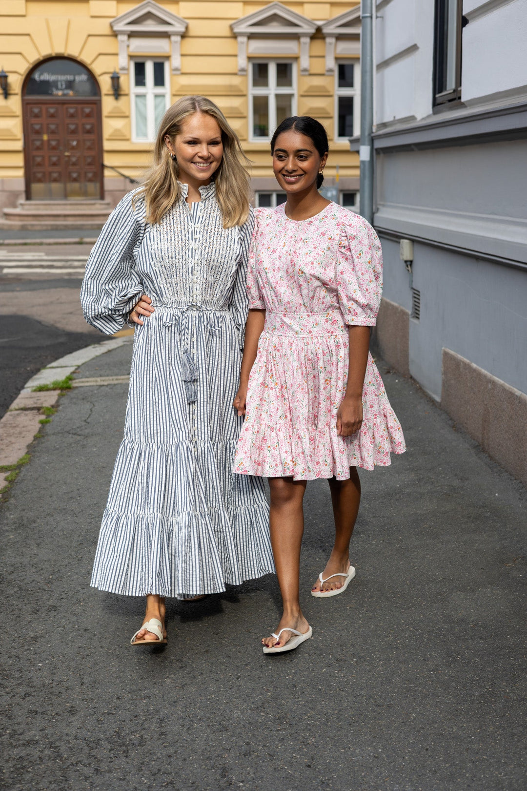 Seersucker Midi Dress Blue Stripe | Kjoler | Smuk - Dameklær på nett