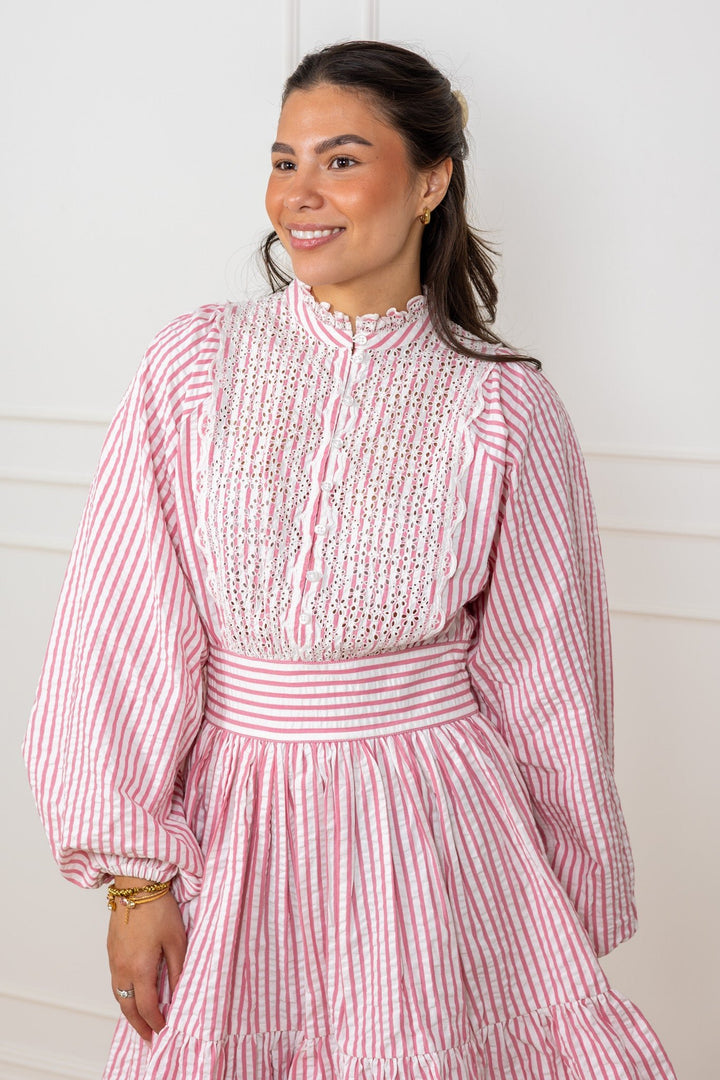 Seersucker Mini Dress Pink Stripe | Kjoler | Smuk