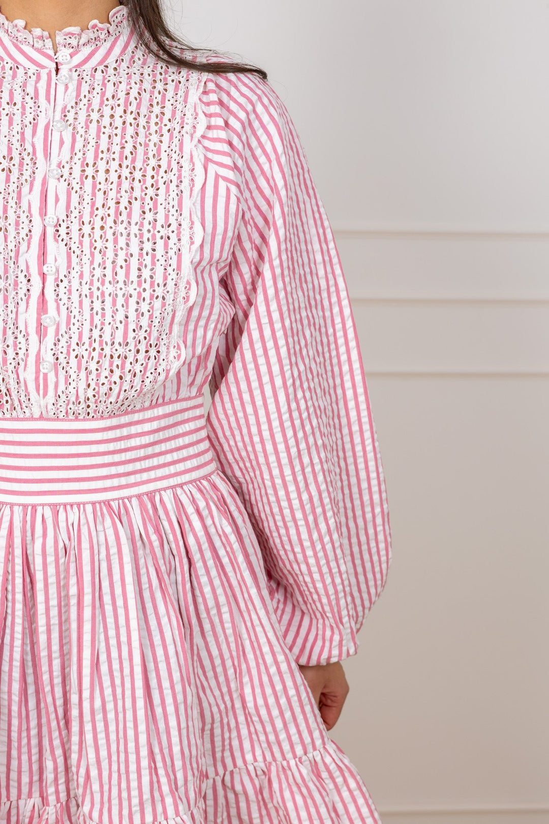 Seersucker Mini Dress Pink Stripe | Kjoler | Smuk