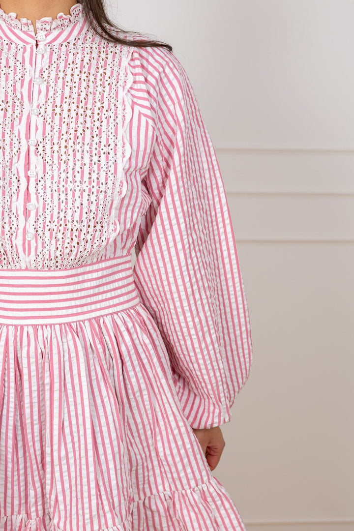 Seersucker Mini Dress Pink Stripe | Kjoler | Smuk
