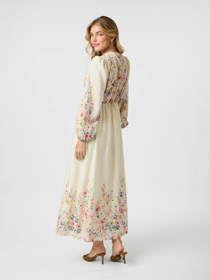 Silfi Flower Print Dress Creme | Kjoler | Smuk - Dameklær på nett