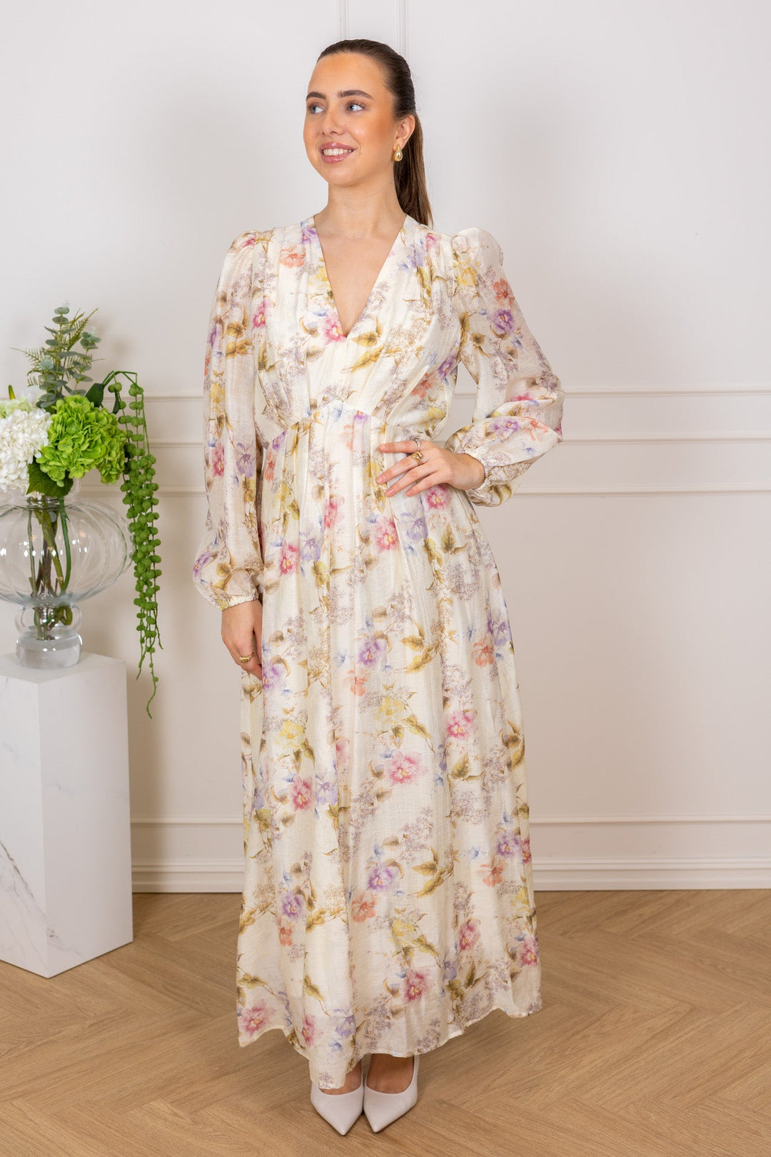 Silfi Vintage Flower Dress Off White | Kjoler | Smuk