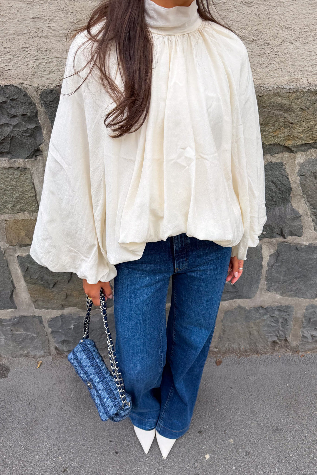 Silk Tie Back Shirt Ecru | Skjorter og bluser | Smuk