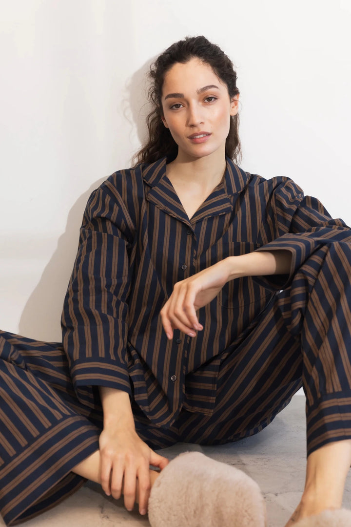 Soire Pyjamas Set Navy Stripe | Skjorter og bluser | Smuk