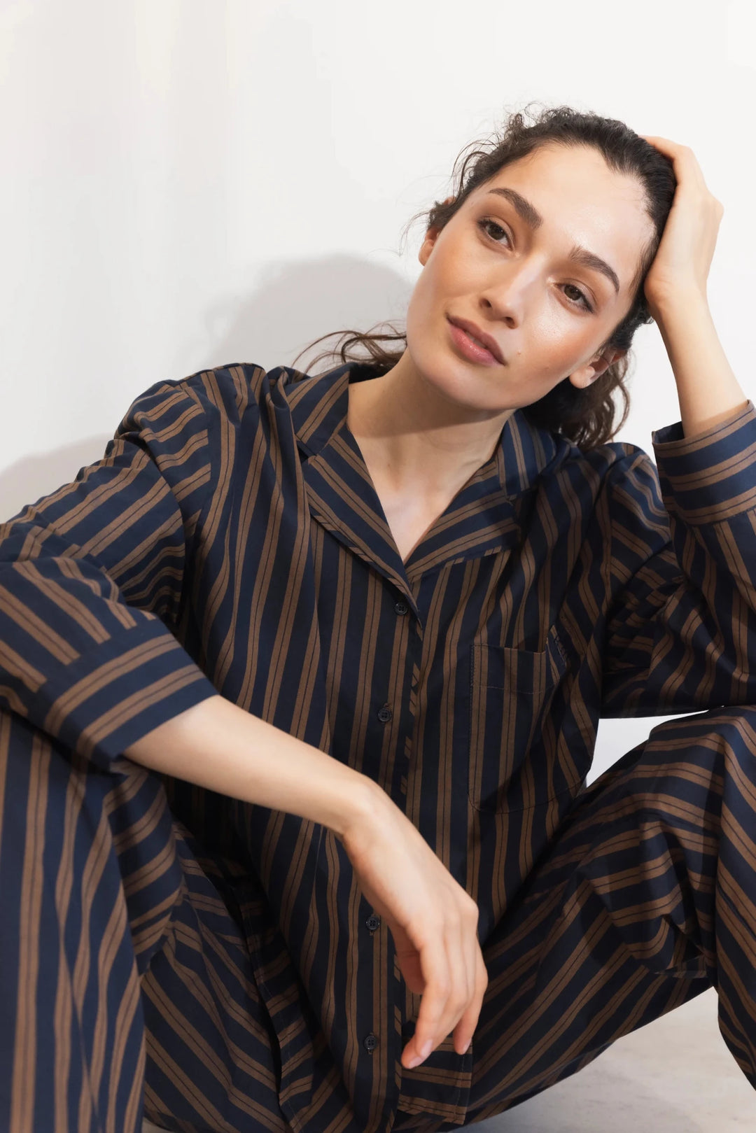 Soire Pyjamas Set Navy Stripe | Skjorter og bluser | Smuk