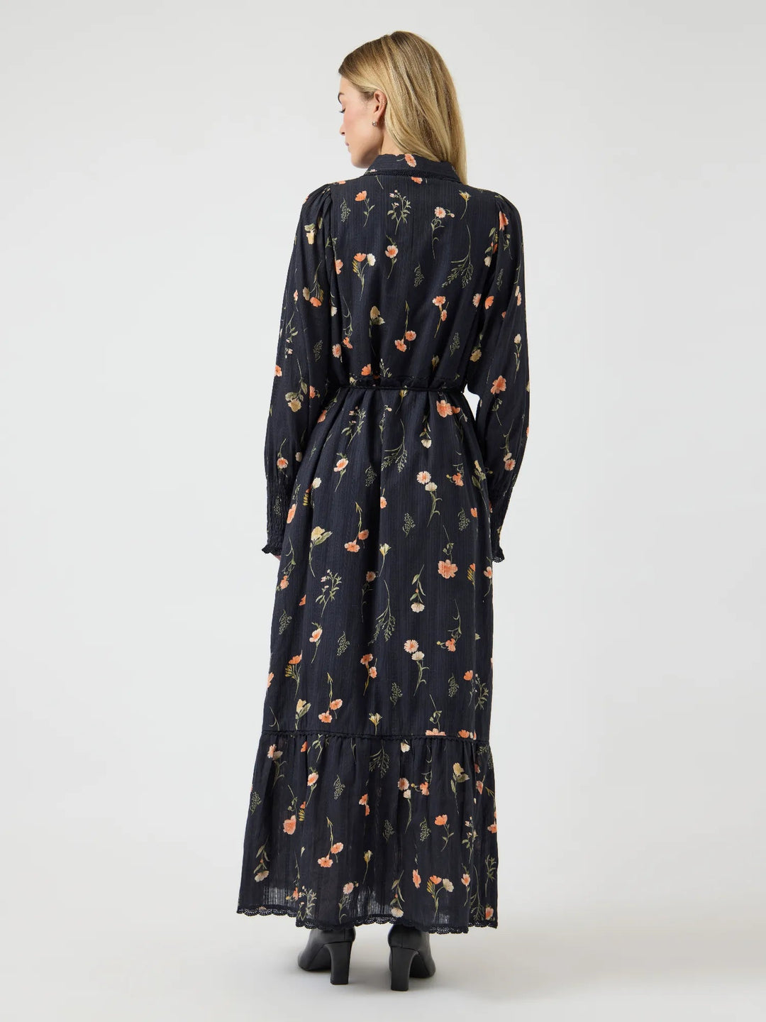 Somelli Ls Long Shirt Dress Black Flower Print | Kjoler | Smuk