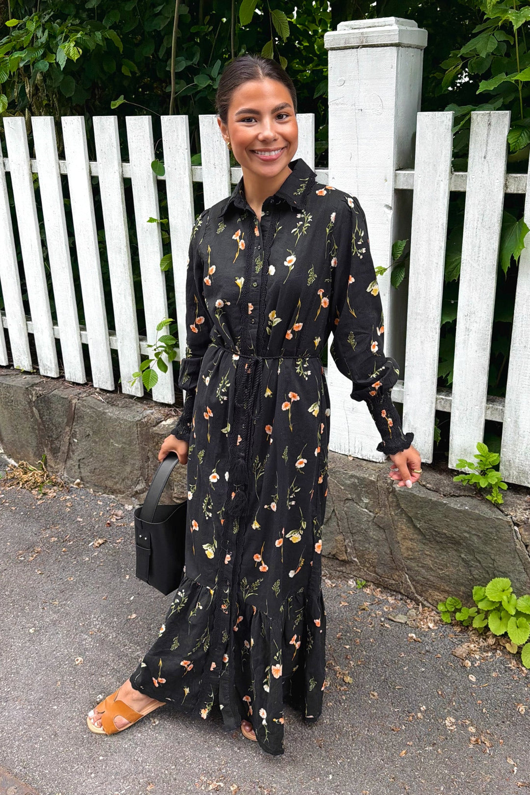 Somelli Ls Long Shirt Dress Black Flower Print | Kjoler | Smuk