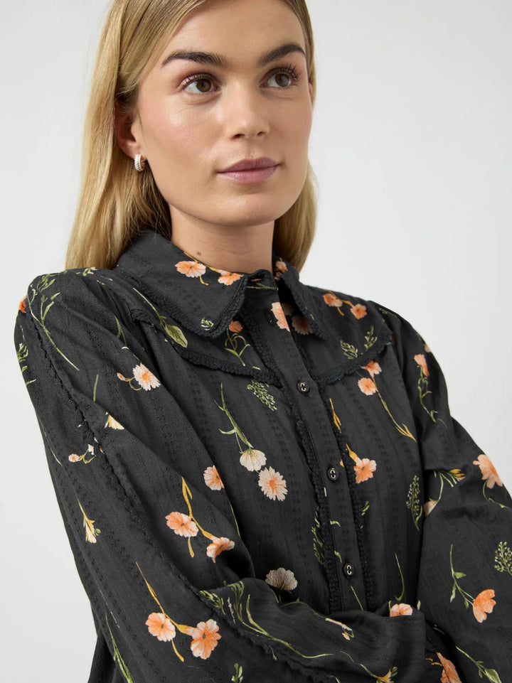 Somelli Ls Shirt Black Flower Print | Skjorter og bluser | Smuk