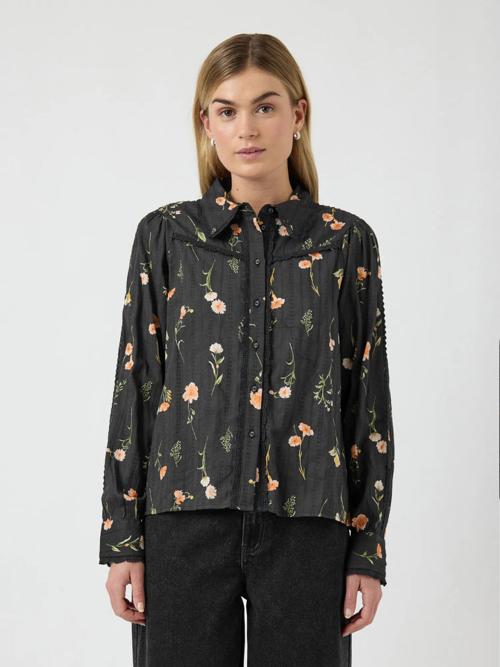 Somelli Ls Shirt Black Flower Print | Skjorter og bluser | Smuk