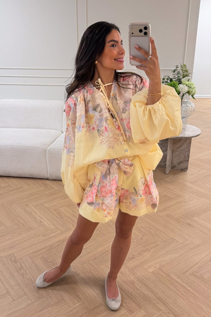 Spring Blouse Jaune Flower | Skjorter og bluser | Smuk