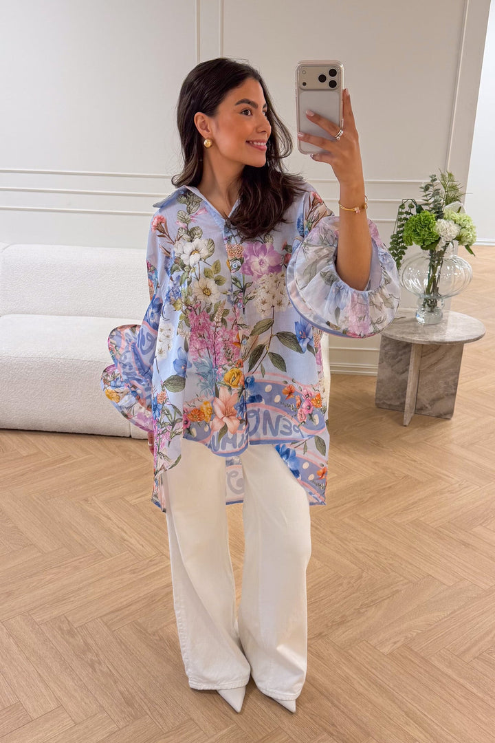 Spring Ruffle Blouse Ligth Blue Flower | Skjorter og bluser | Smuk