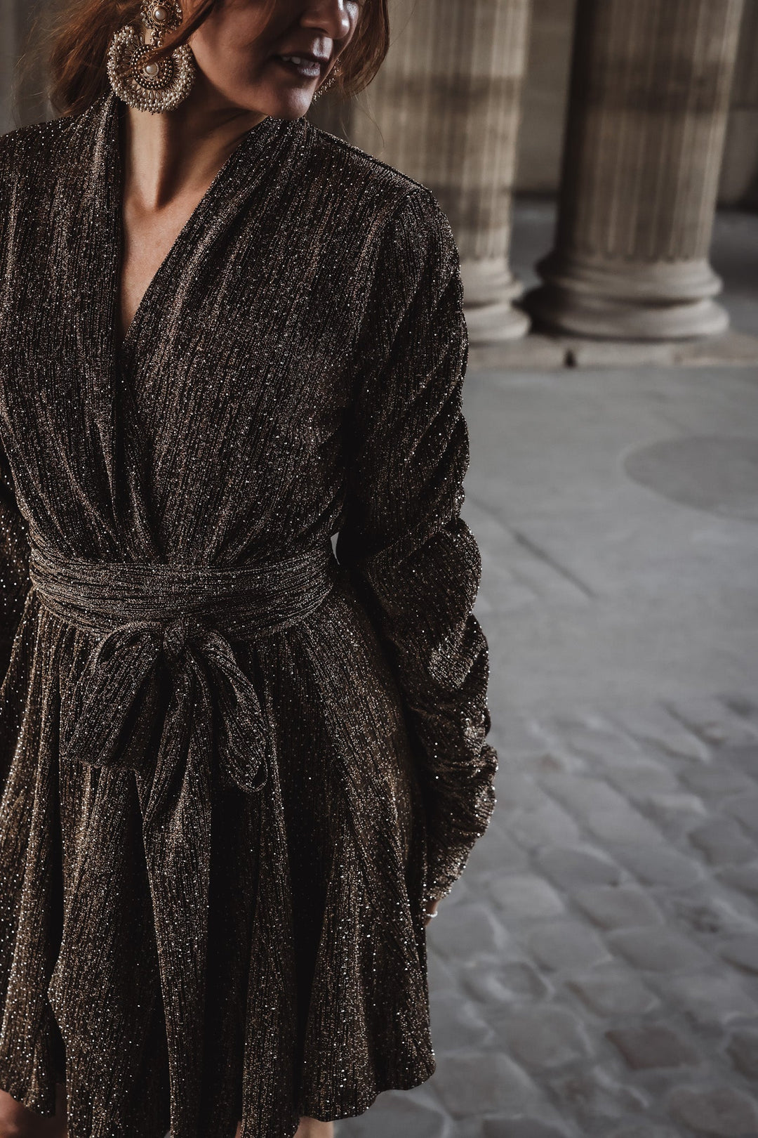 Stardust Frill Dress Black & Gold | Kjoler | Smuk - Dameklær på nett
