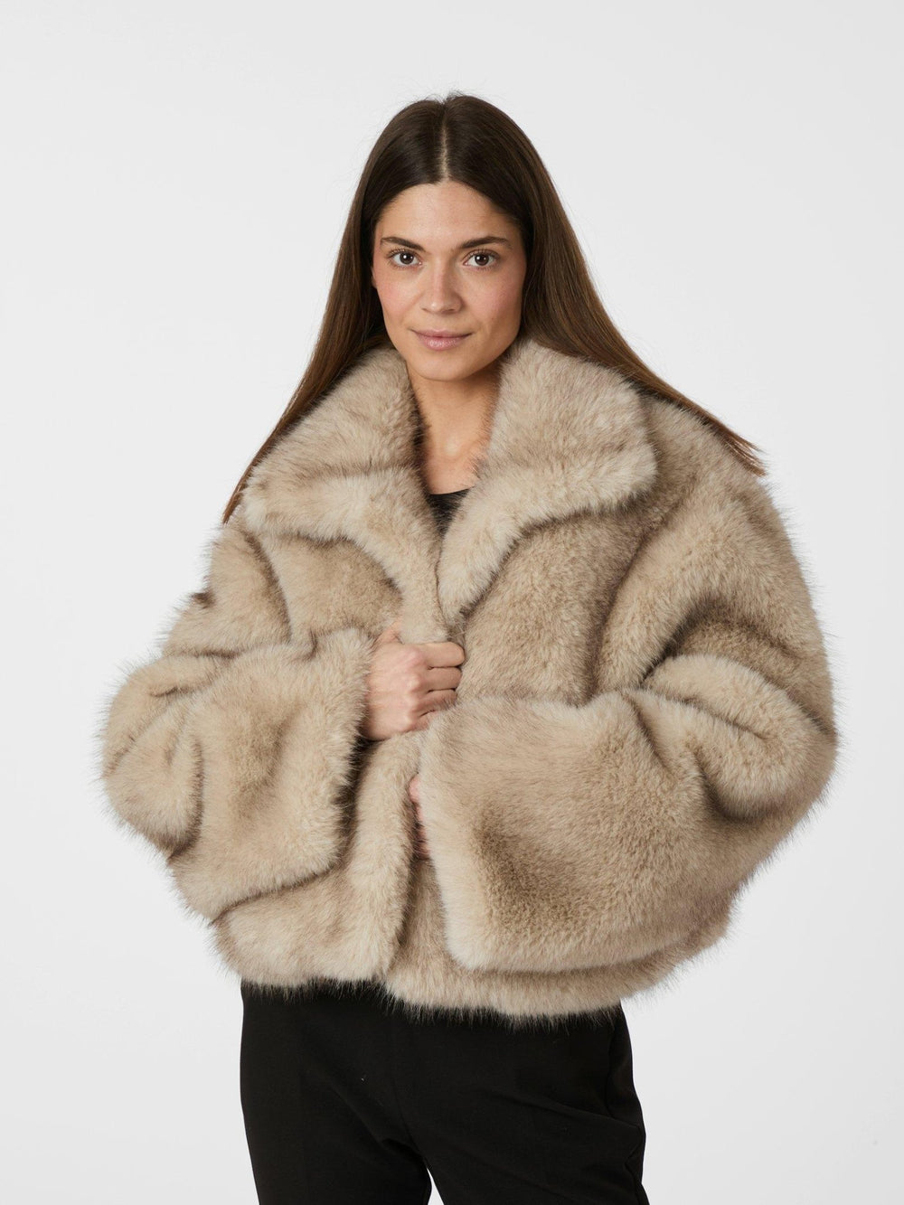 Steff Faux Fur Jacket Beige | Yttertøy | Smuk - Dameklær på nett