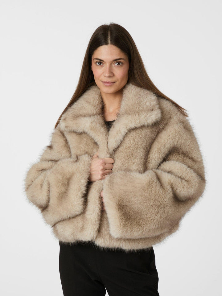 Steff Faux Fur Jacket Beige | Yttertøy | Smuk - Dameklær på nett