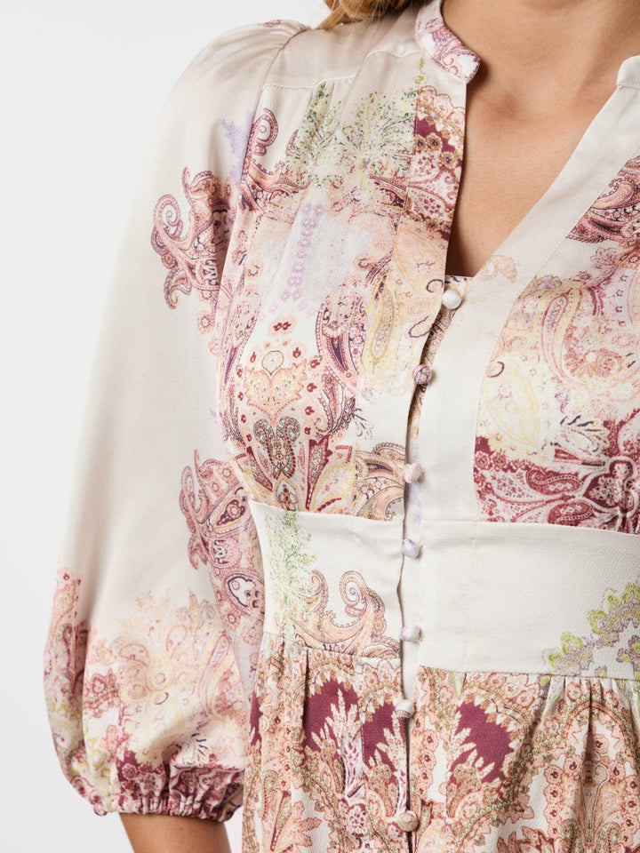 Stellar Artist Paisley Dress Ivory | Kjoler | Smuk - Dameklær på nett