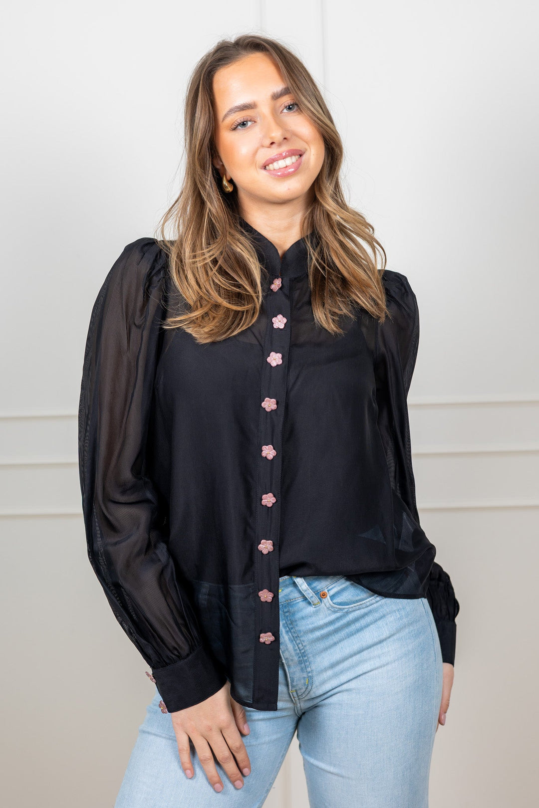Striped Organza Blouse Black | Skjorter og bluser | Smuk